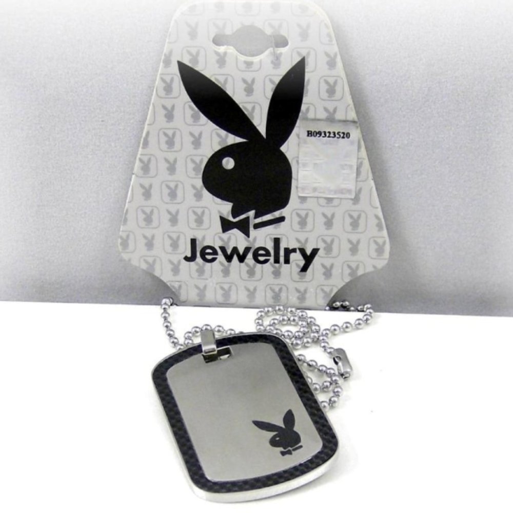 Men's Playboy Necklace Bunny Pendant Dog Tag Stainless Steel Black Carbon Fiber - Picture 3 of 8